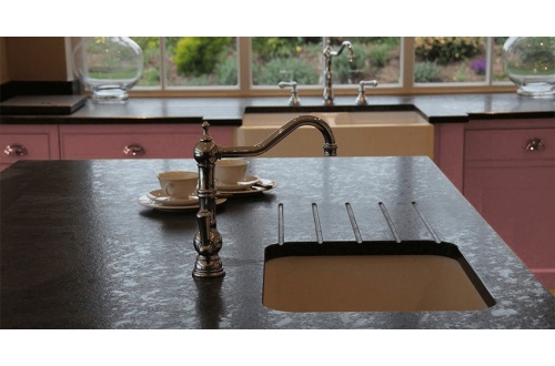 leather-black-granite